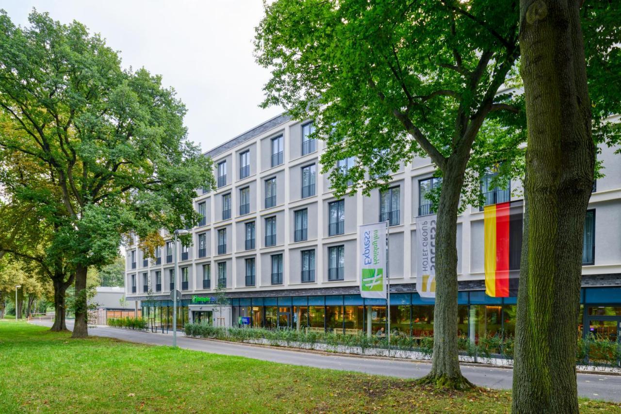 Holiday Inn Express Goettingen By Ihg Zewnętrze zdjęcie