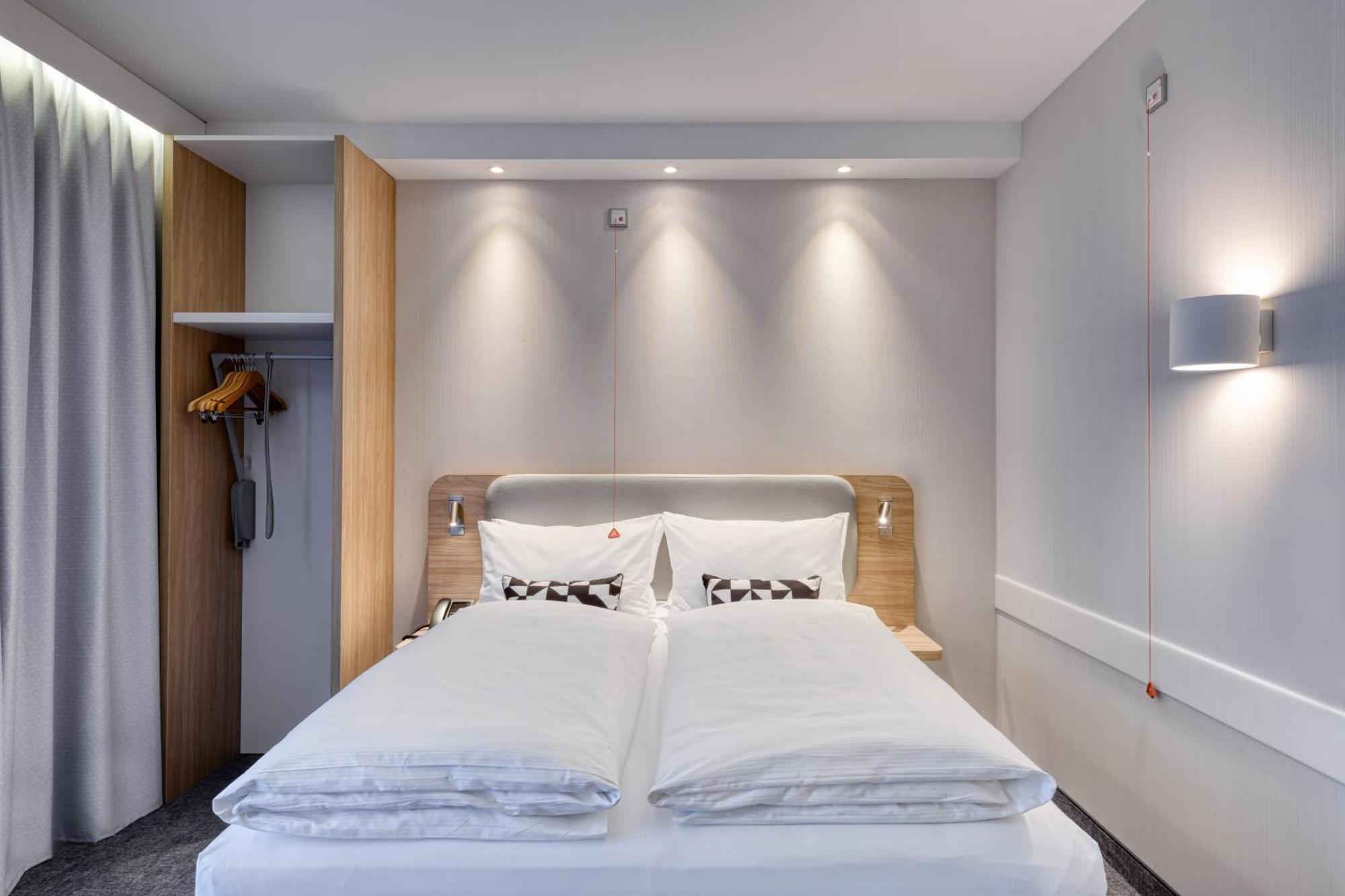 Holiday Inn Express Goettingen By Ihg Zewnętrze zdjęcie