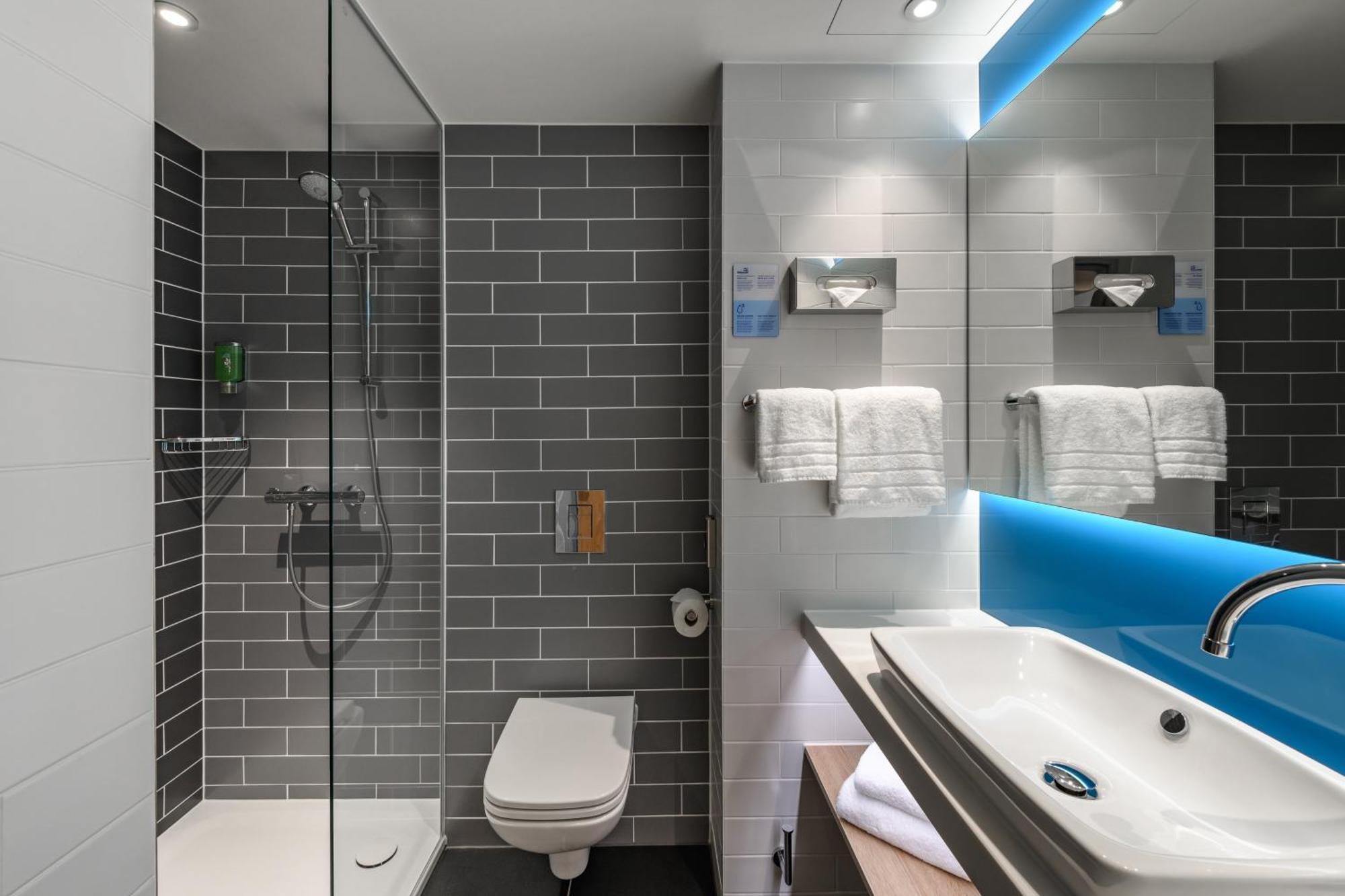 Holiday Inn Express Goettingen By Ihg Zewnętrze zdjęcie