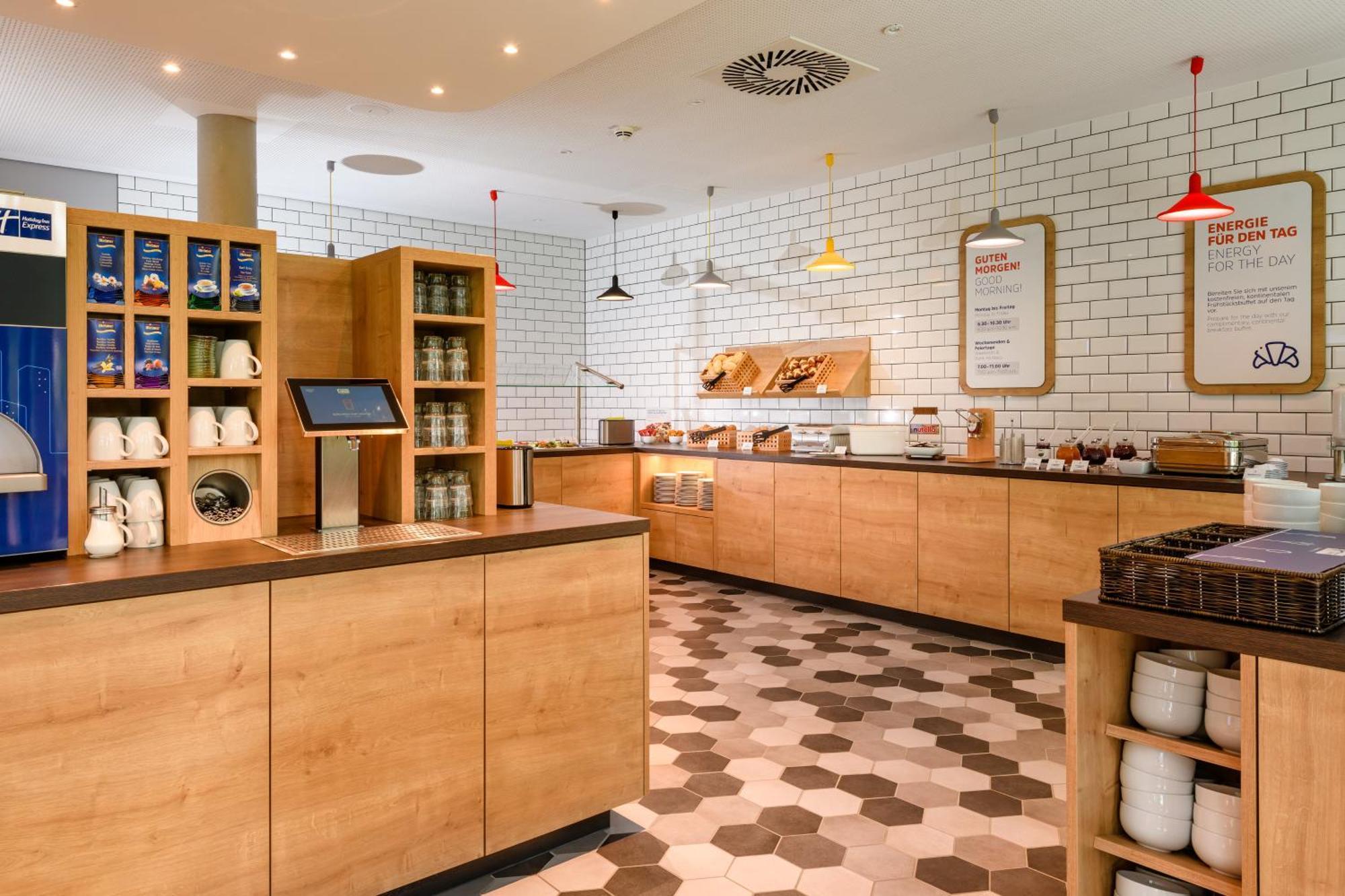 Holiday Inn Express Goettingen By Ihg Zewnętrze zdjęcie